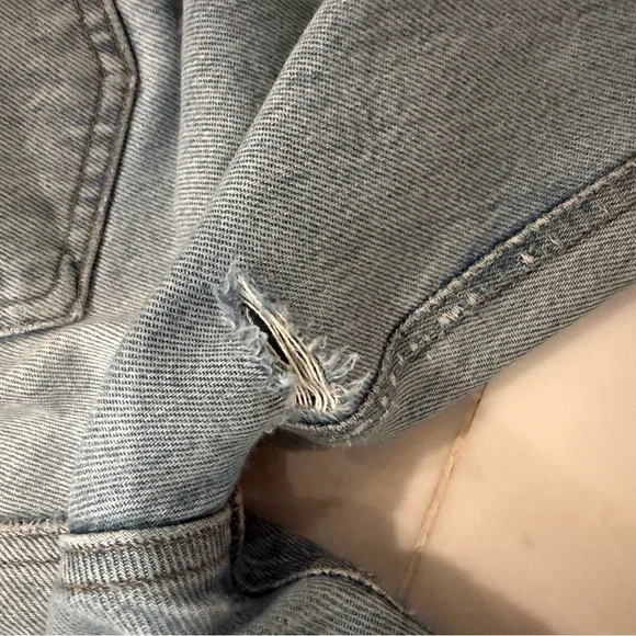 Agolde Light Blue Straight Leg Jeans - Picture 12 of 12